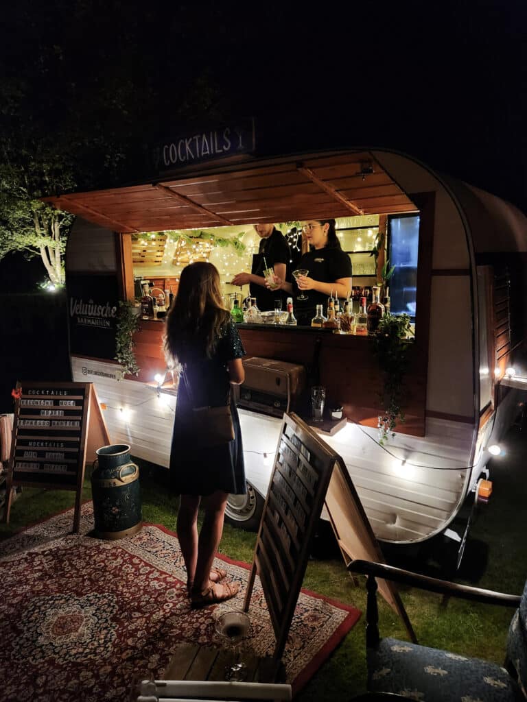 Mobiele cocktailbar en caravanbar